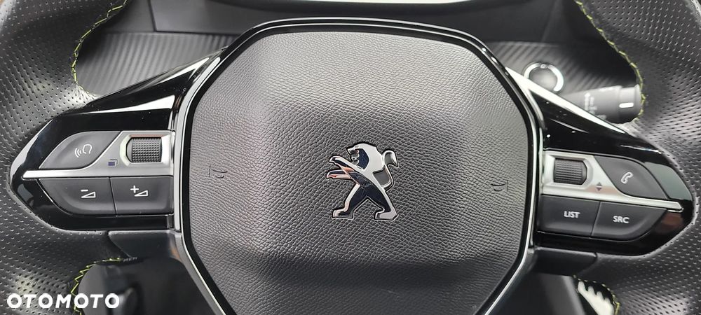 Peugeot 208 GT Line - 22