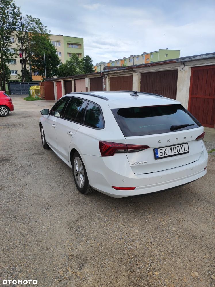 Skoda Octavia 2.0 TDI Ambition DSG - 6