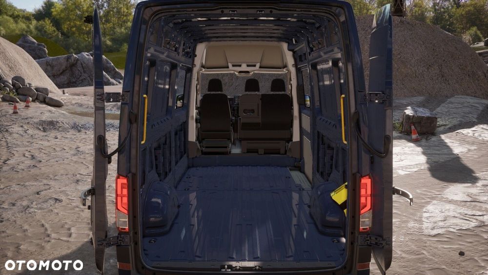 Volkswagen Crafter - 13