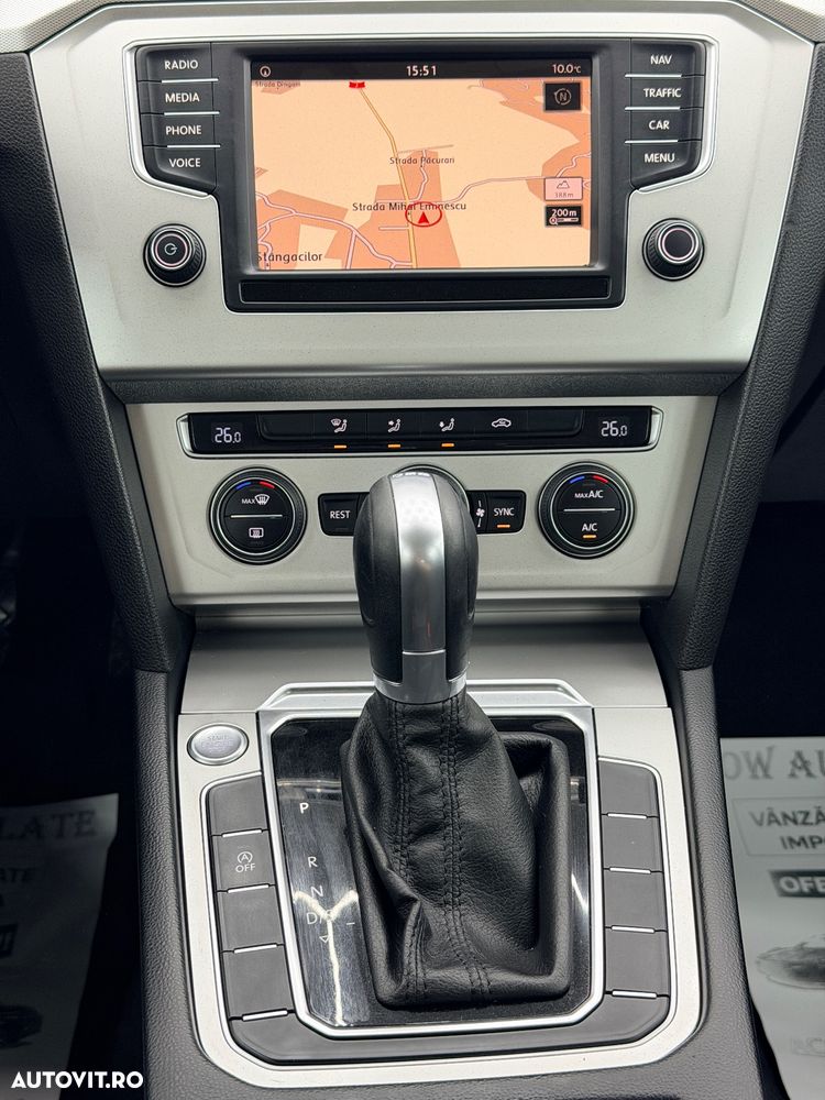 Volkswagen Passat Variant 1.6 TDI SCR DSG Business - 25