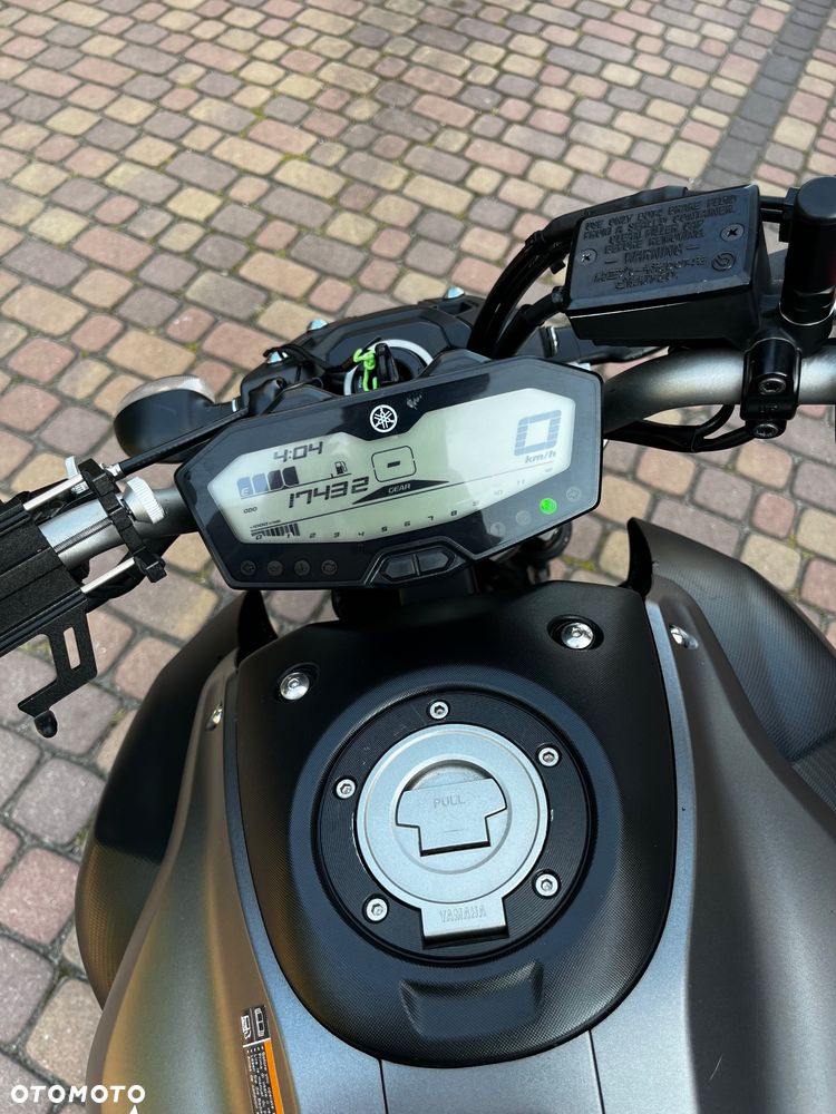 Yamaha MT - 7