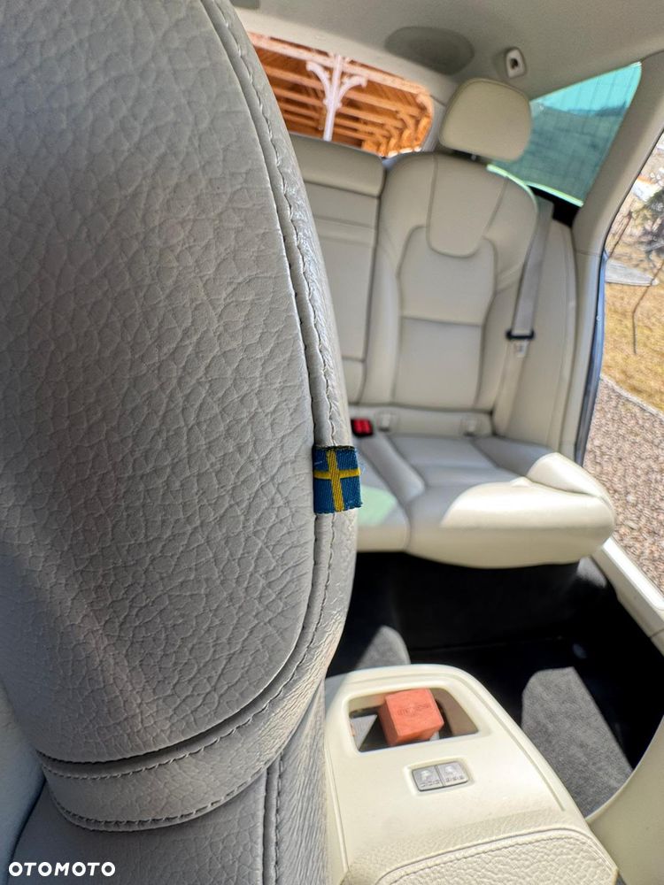 Volvo V90 D4 AWD Geartronic Inscription - 12