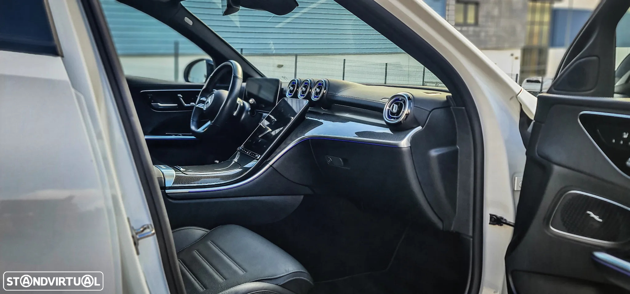 Mercedes-Benz C 300 e AMG Line - 40