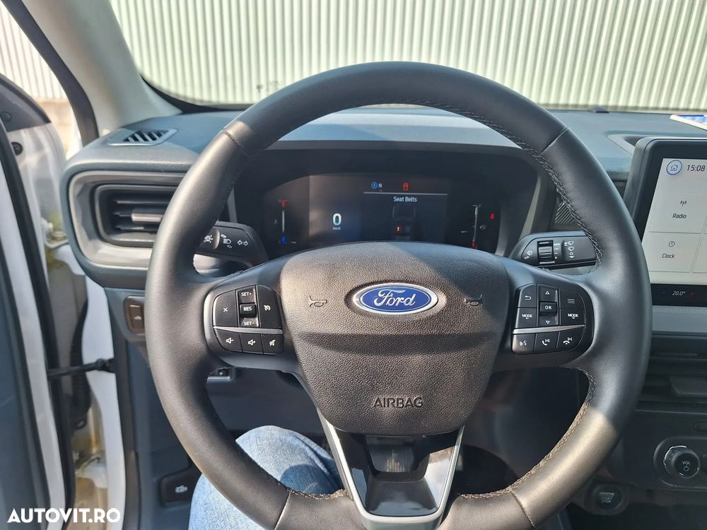 Ford Maverick - 4