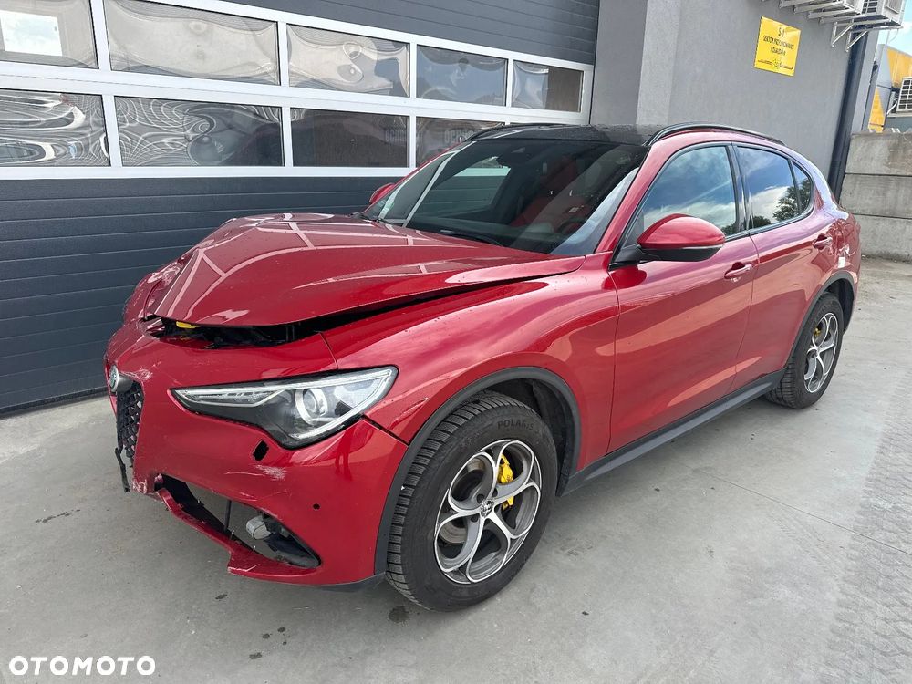 Alfa Romeo Stelvio - 5