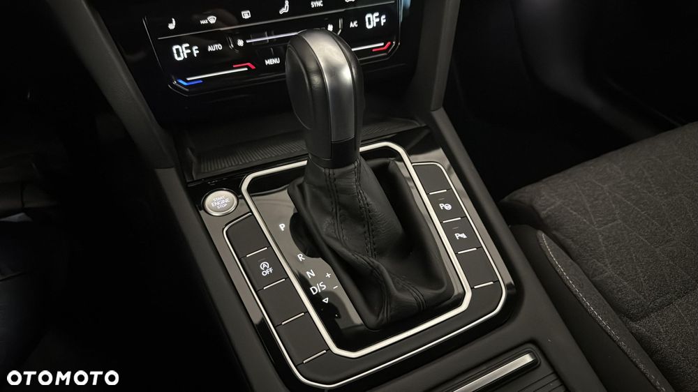 Volkswagen Passat 2.0 TDI EVO Business DSG - 18