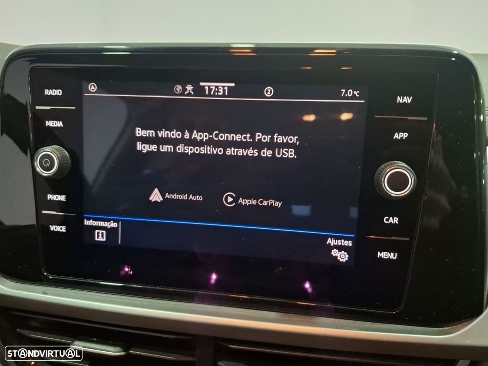 VW T-Roc 1.0 TSI Urban - 21