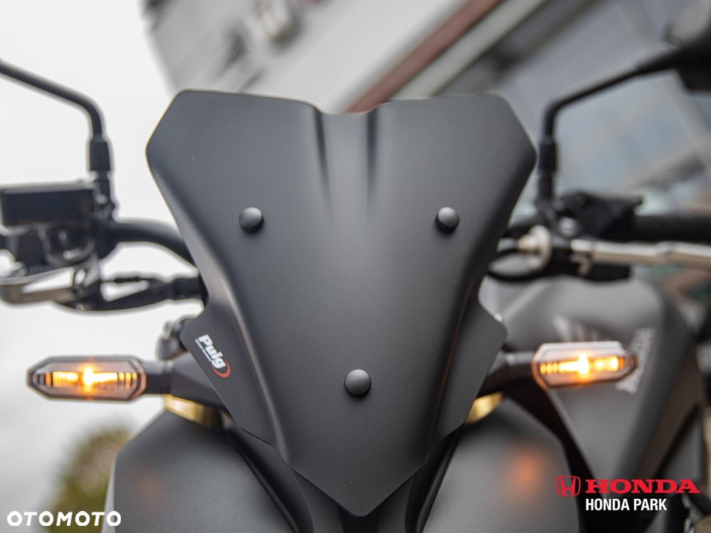 Honda CB - 21