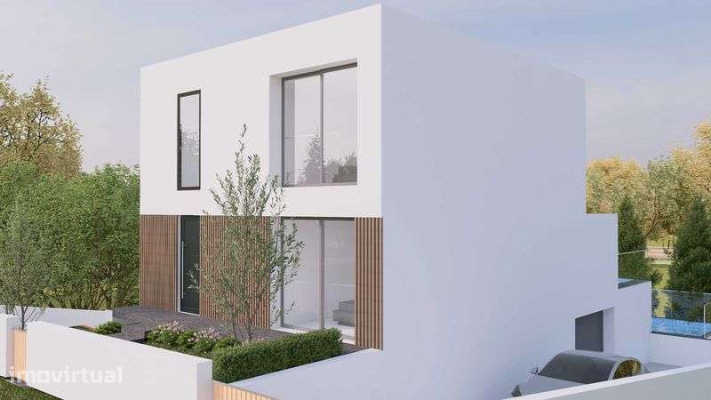 Terreno com Projeto de Moradia Moderna junto à Praia - Grande imagem: 2/5