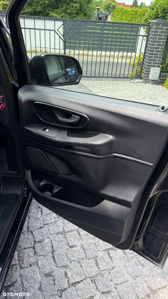 Mercedes-Benz VITO - 11