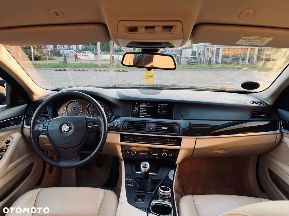 BMW Seria 5 520d - 20