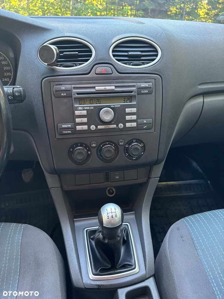 Ford Focus - 13