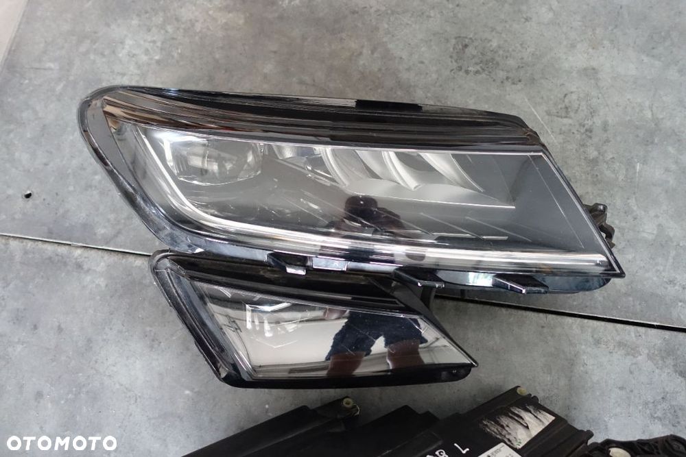 LAMPA LEWY PRAWY PRZÓD KODIAQ FULL LED - 3