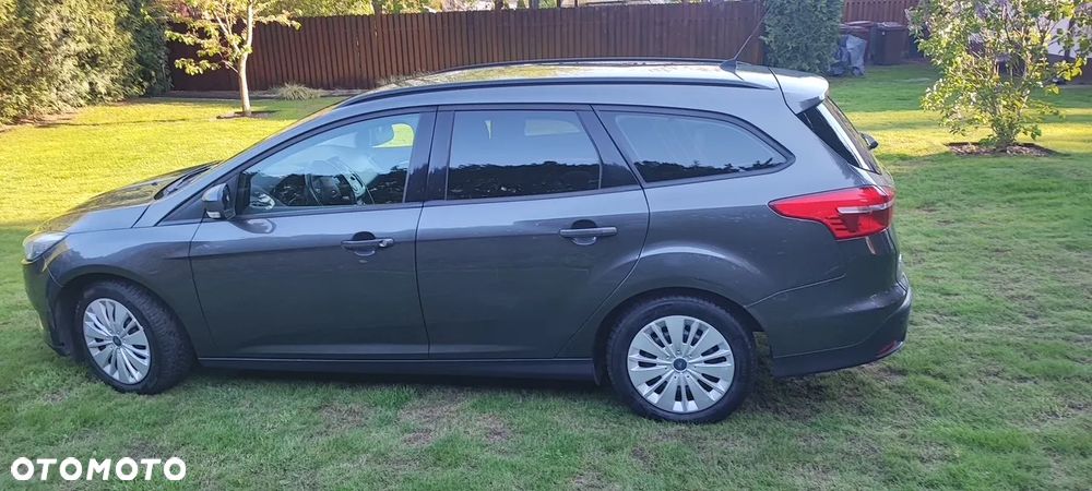 Ford Focus 1.5 TDCi Trend - 4