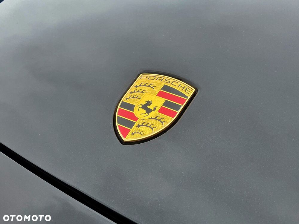 Porsche Panamera - 36