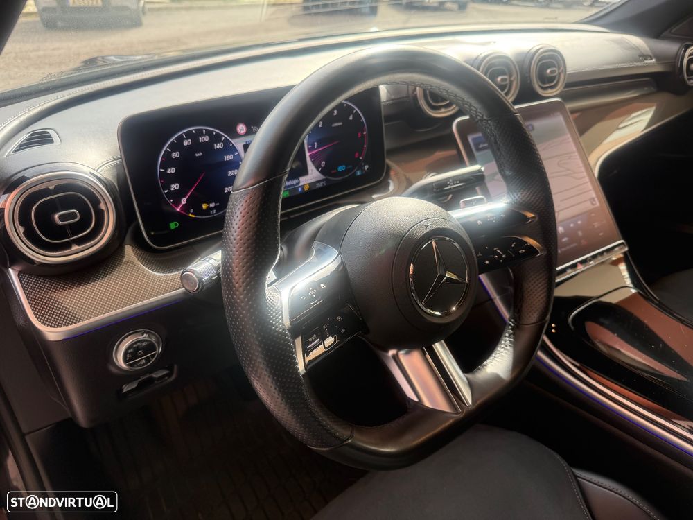 Mercedes-Benz C 300 d AMG Line - 25