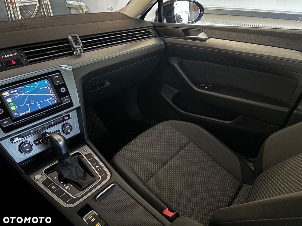 Volkswagen Passat 1.5 TSI EVO Essence DSG - 25