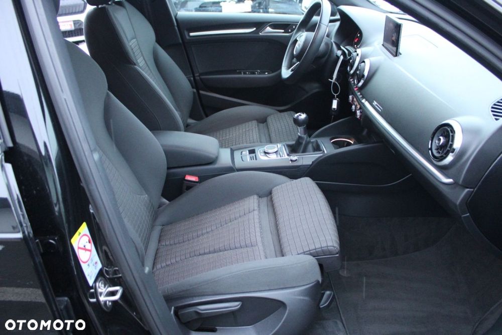 Audi A3 Sportback - 35