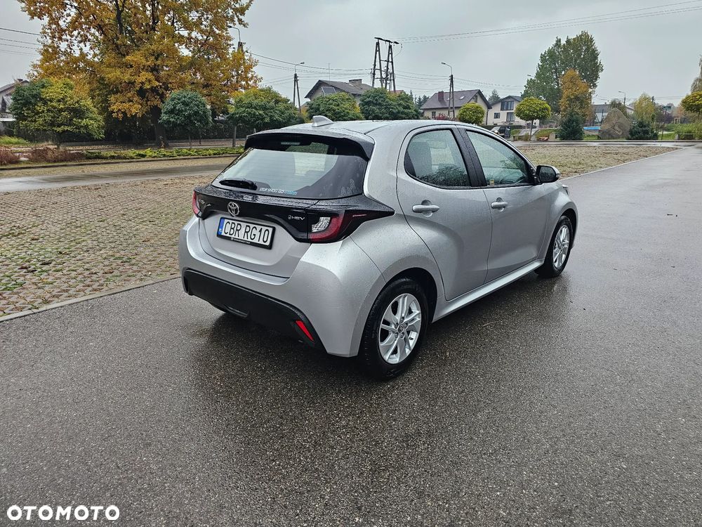 Toyota Yaris - 5
