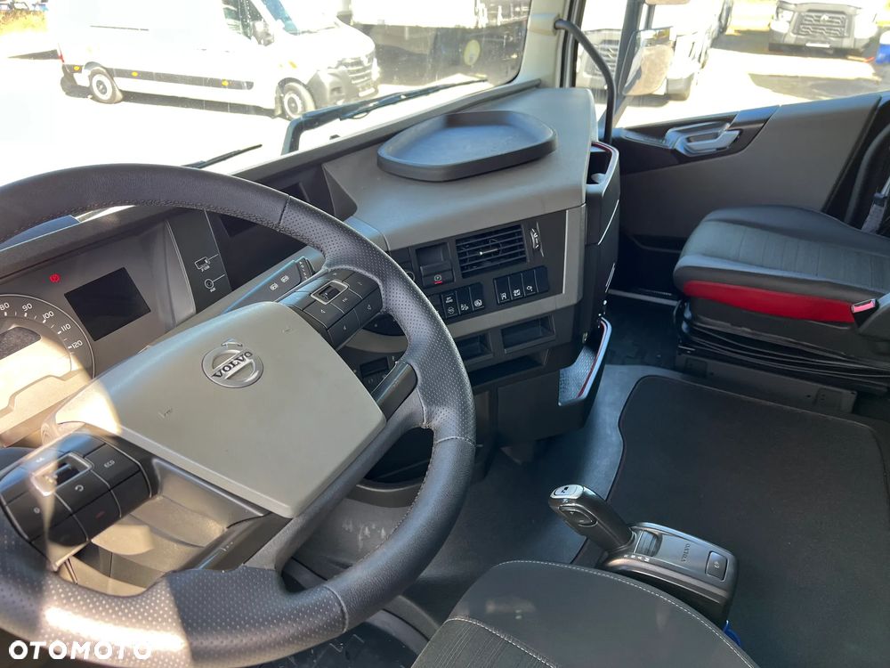 Volvo FH 500 2 ZBIORNIKI/2 ŁÓŻKA/KLIMA POSTOJOWA - 15