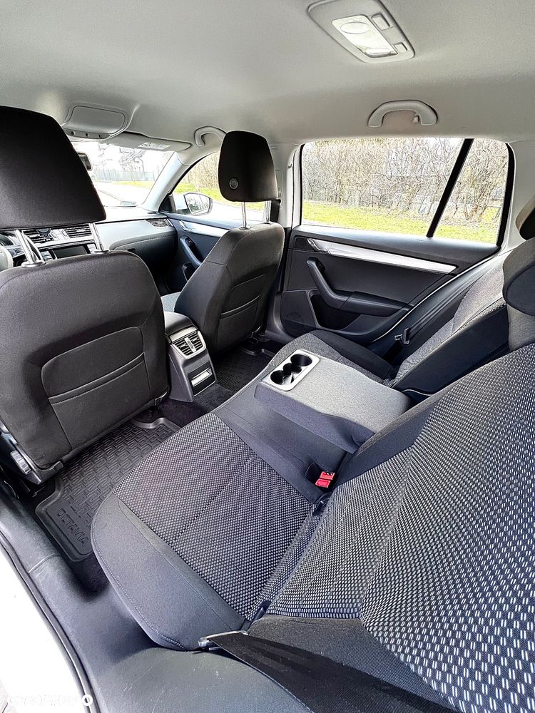 Skoda Octavia 1.8 TSI Ambition - 12
