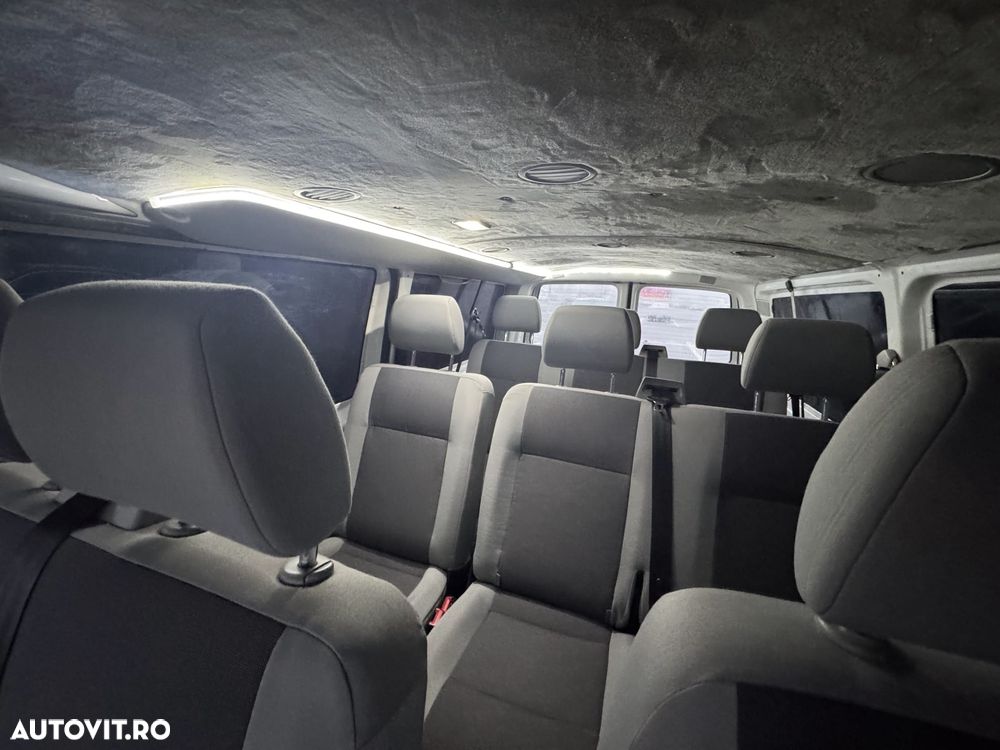 Volkswagen Transporter - 11