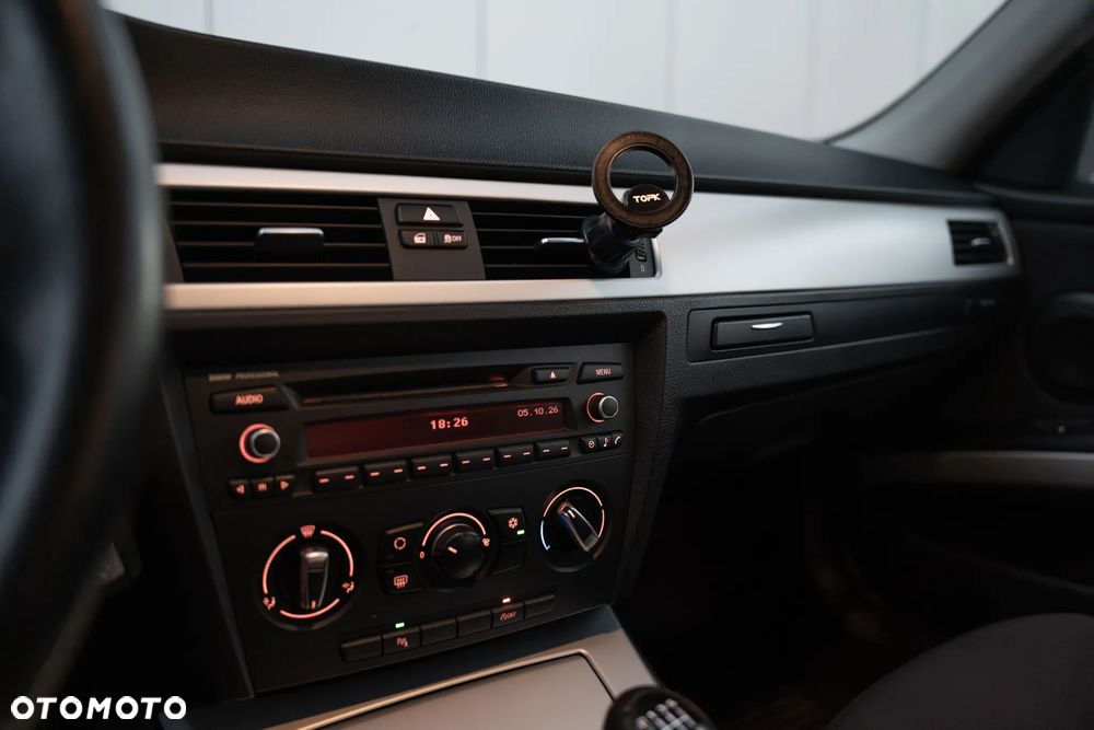 BMW Seria 3 - 22