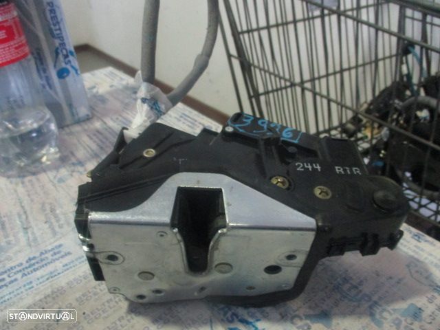Fecho FEC3996 BMW E46 2003 Fd 7 Pinos - 1