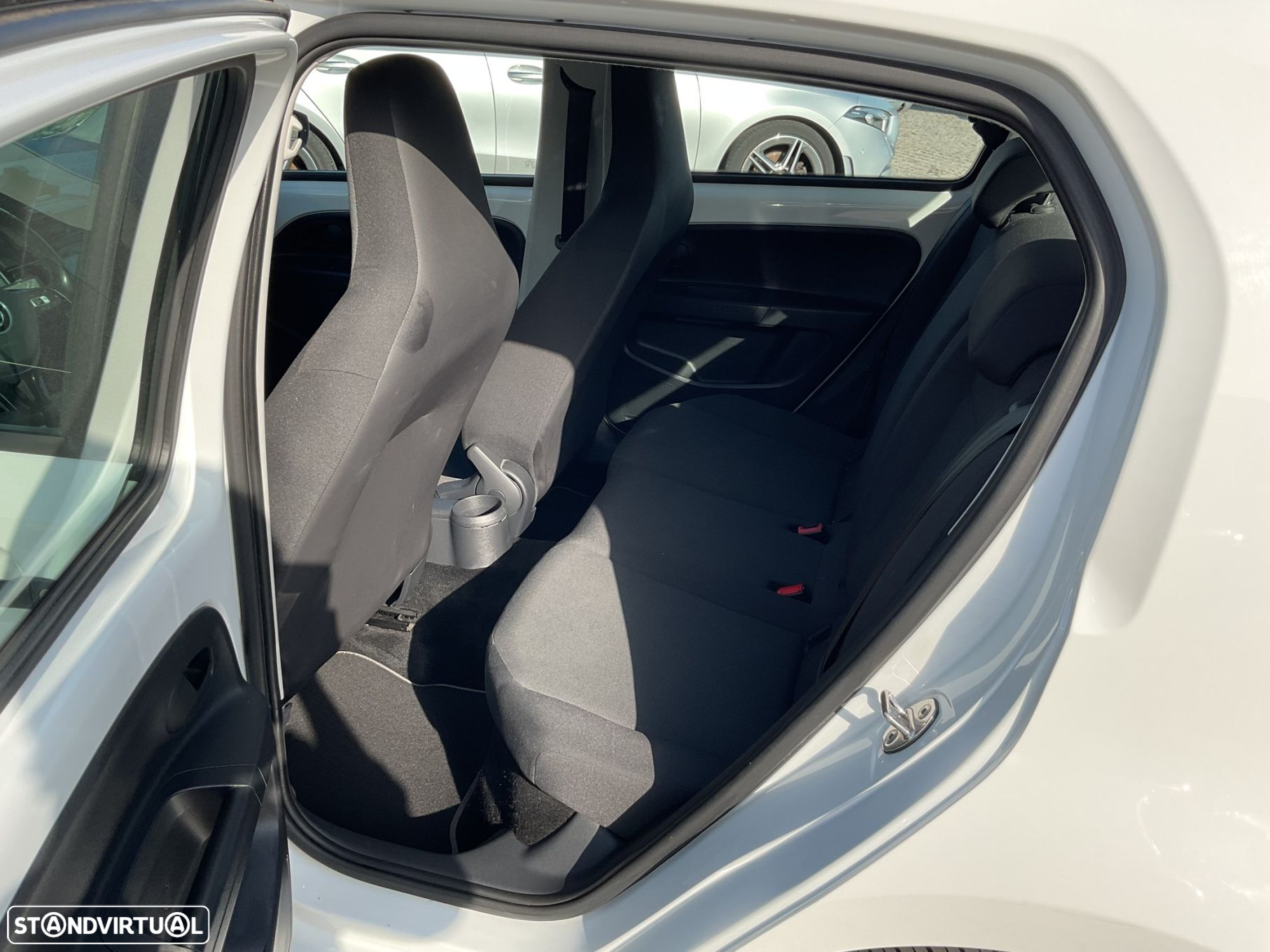 VW e-Up! Confort - 36