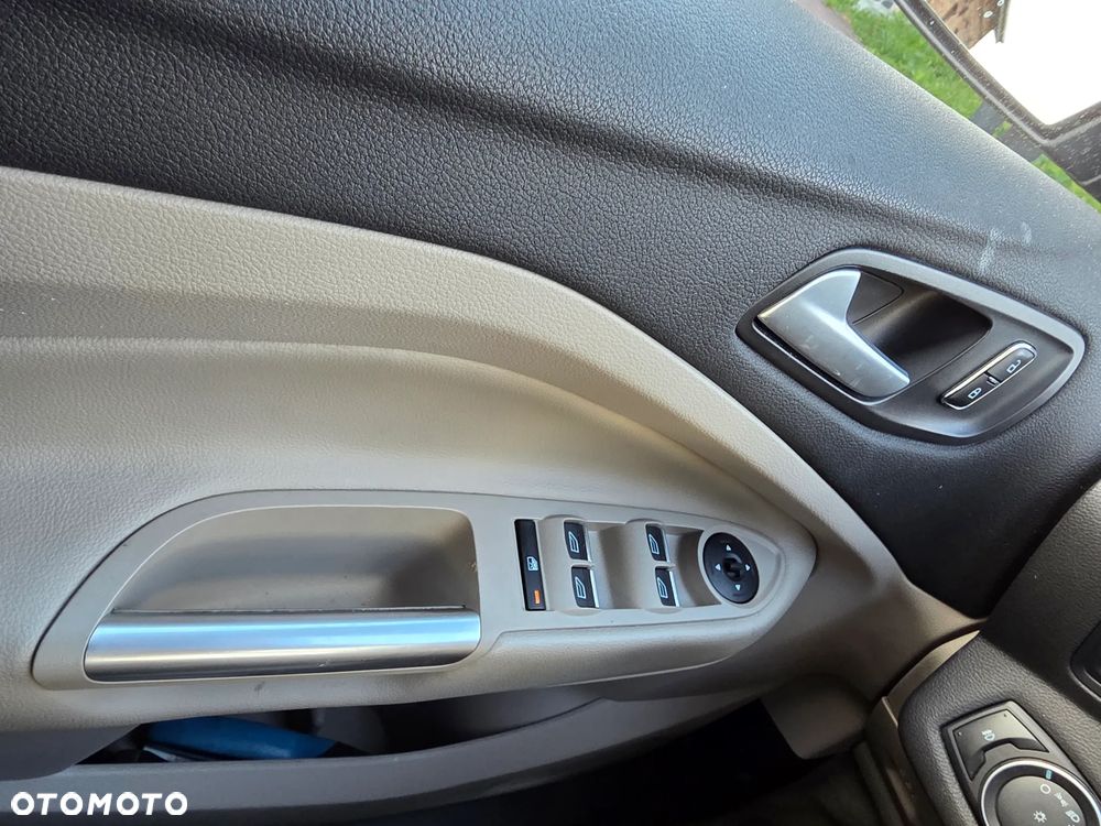 Ford C-MAX - 10