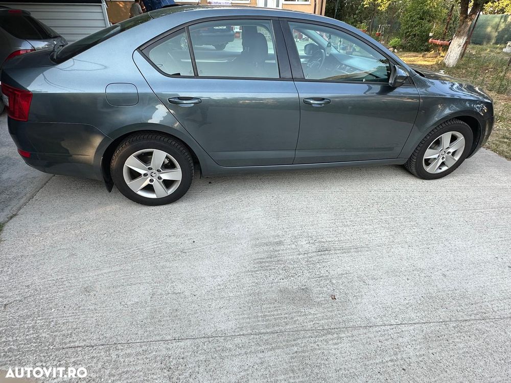 Skoda Octavia 1.6 TDI Style - 5