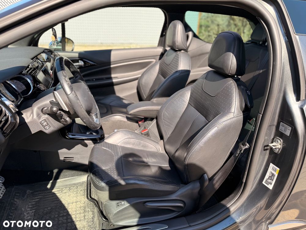 Citroën DS3 e-HDi 90 FAP ETG6 SoChic - 16