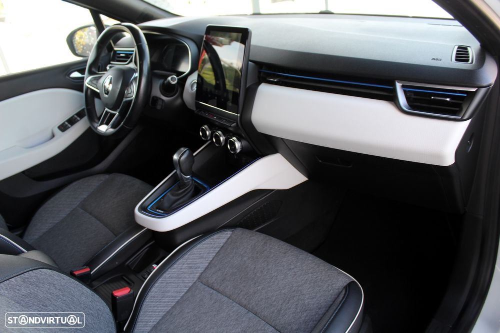 Renault Clio 1.6 E-Tech Intens - 23