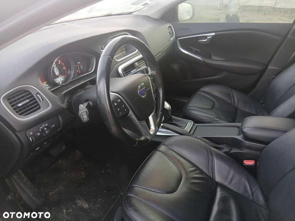 Volvo V40 D2 Geartronic Inscription - 10