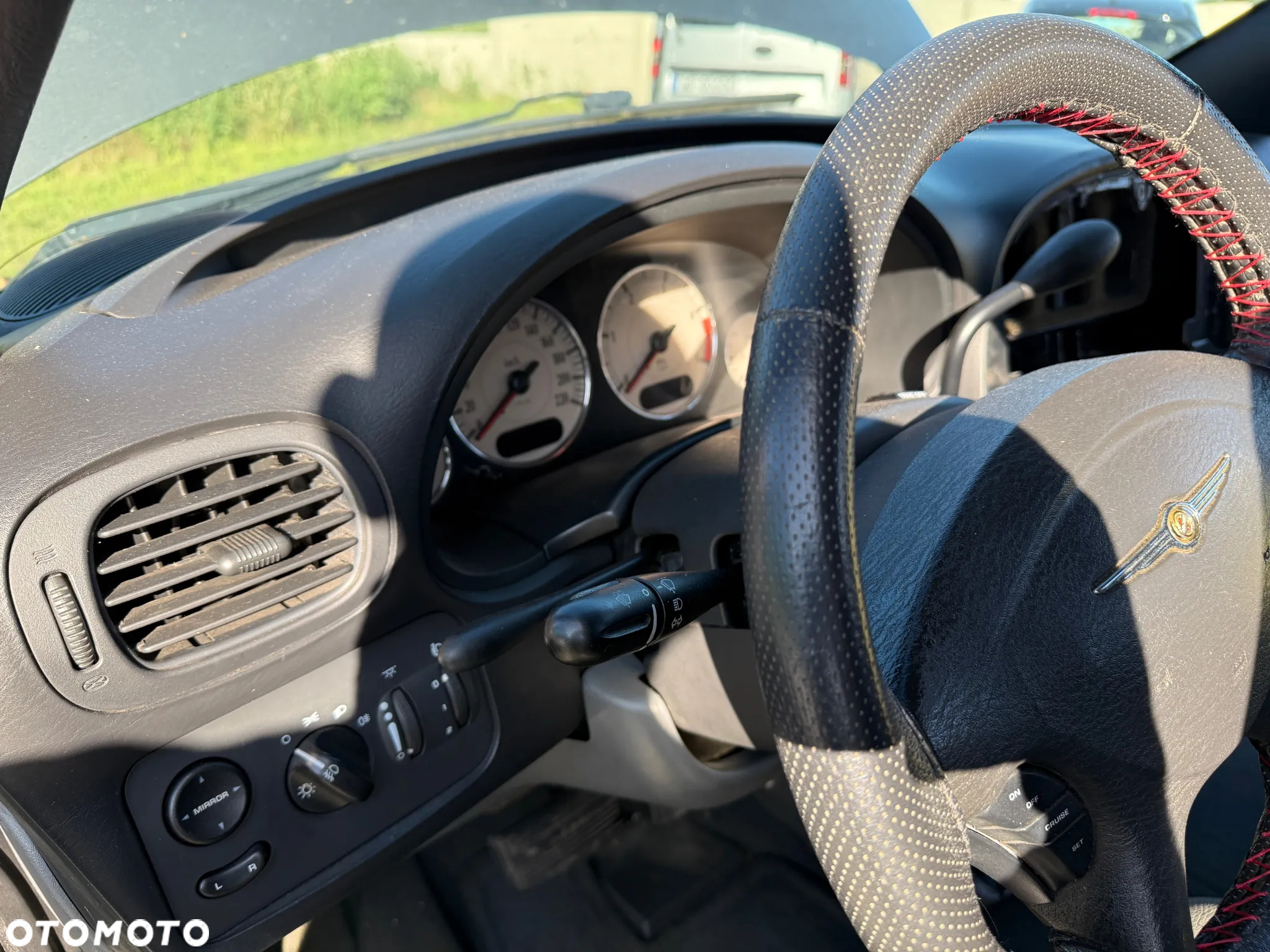 Chrysler Grand Voyager 2.8CRD 150KM|Stow&Go| Skóra|Ele.Drzwi i Klapa|Skóra - 17