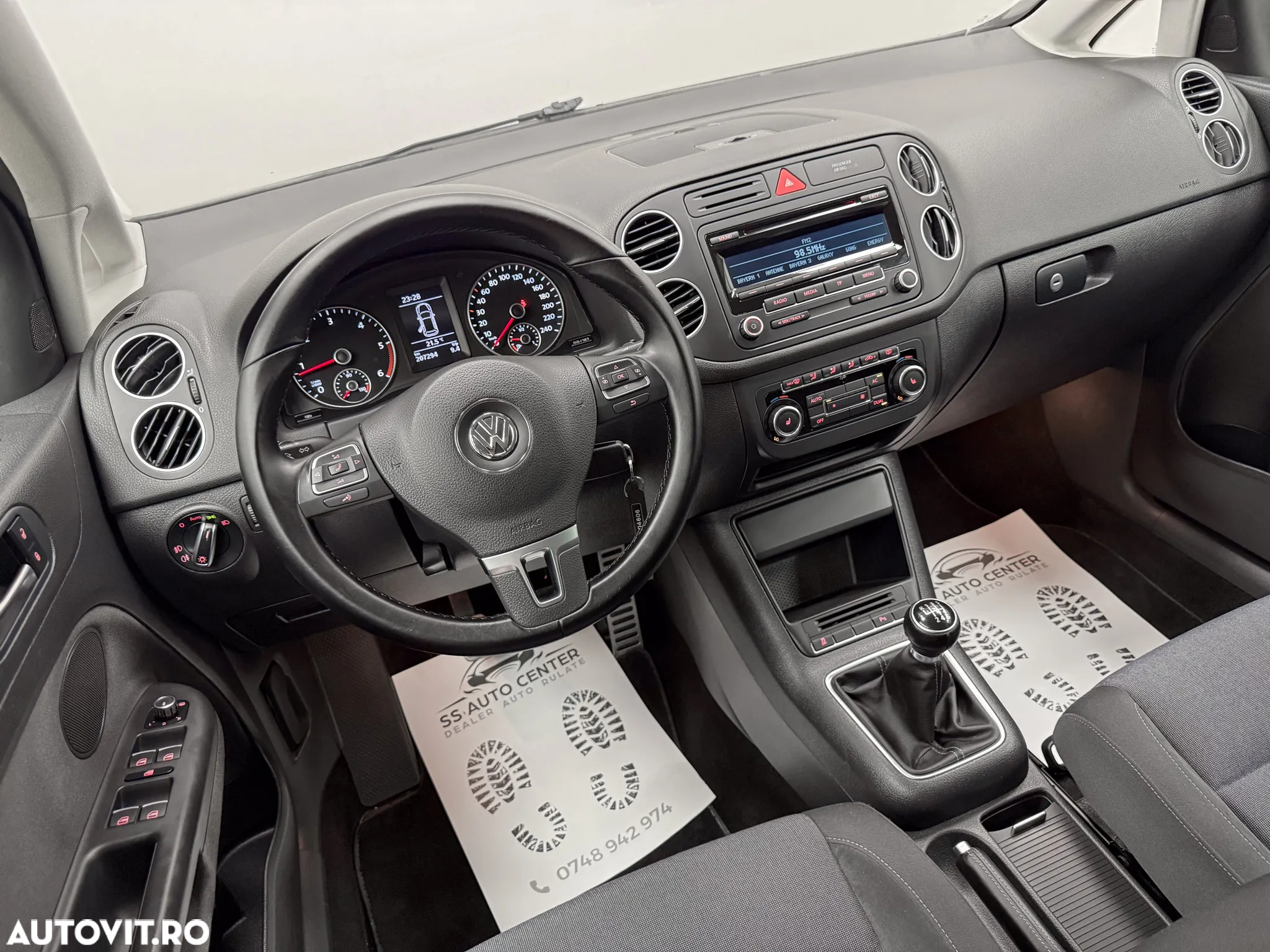 Volkswagen Golf Plus 2.0 TDI DPF Style - 23