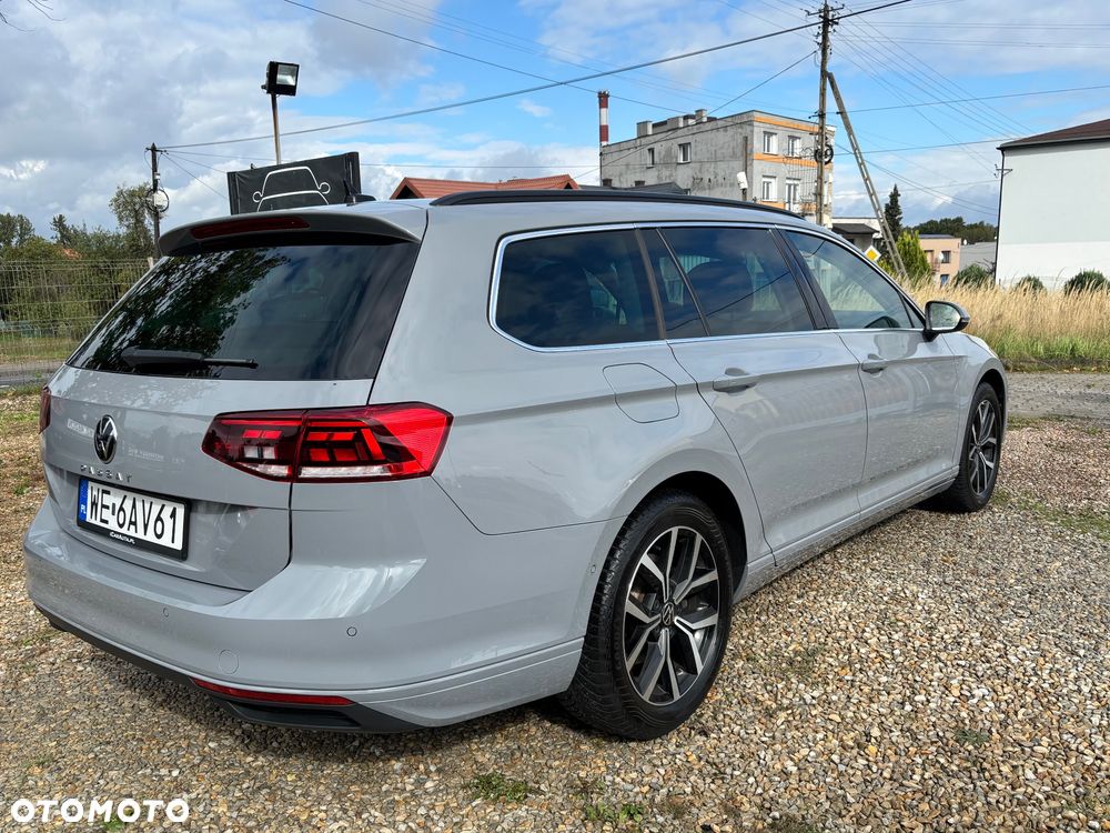 Volkswagen Passat - 15
