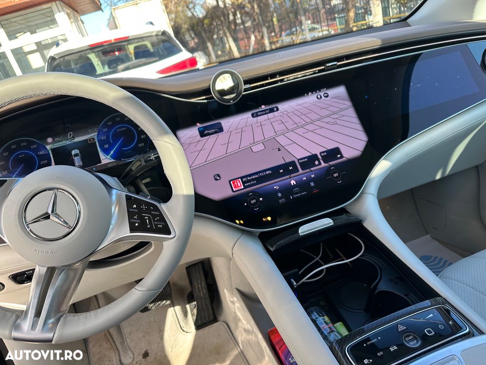 Mercedes-Benz EQE - 8