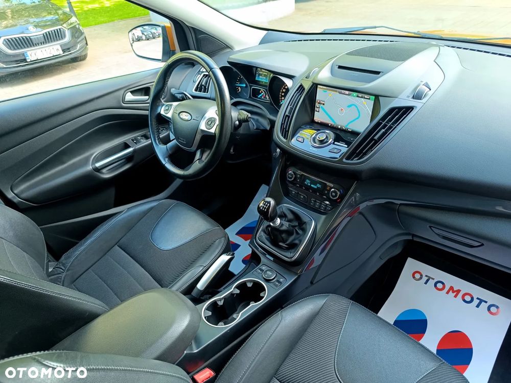Ford Kuga 2.0 TDCi 4x4 Titanium - 32