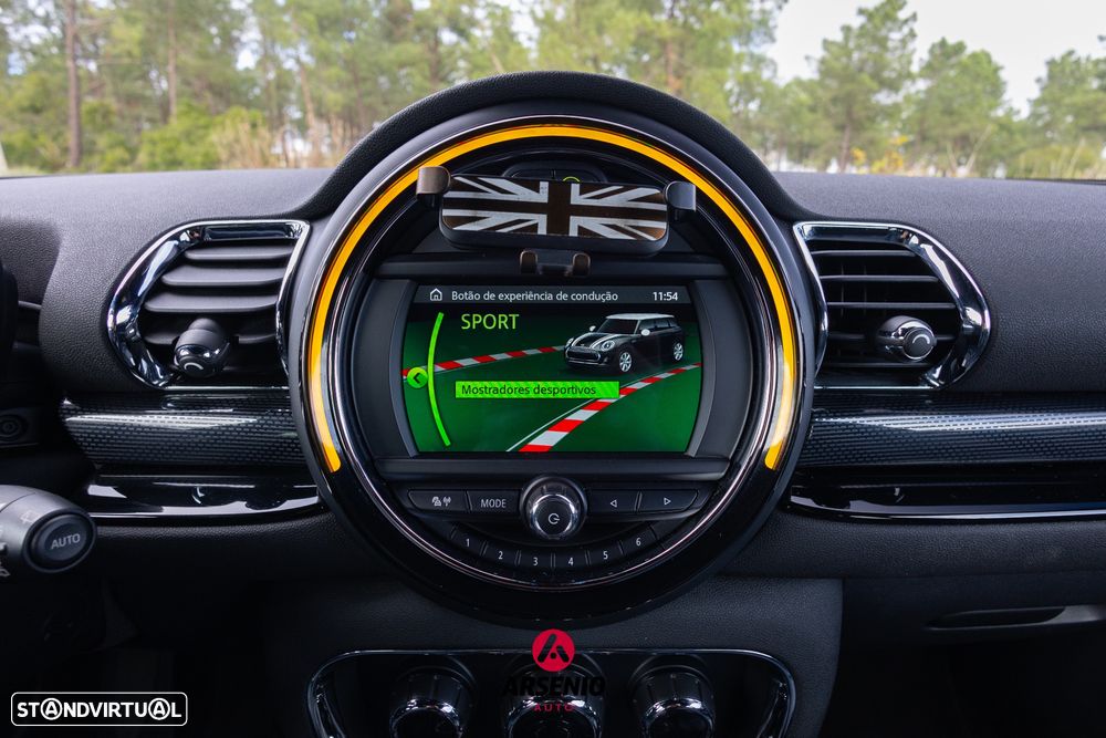 MINI Clubman Cooper SD Auto Desportiva - 31