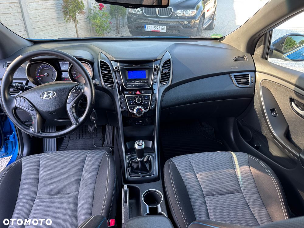 Hyundai i30 1.4 GO Plus - 38