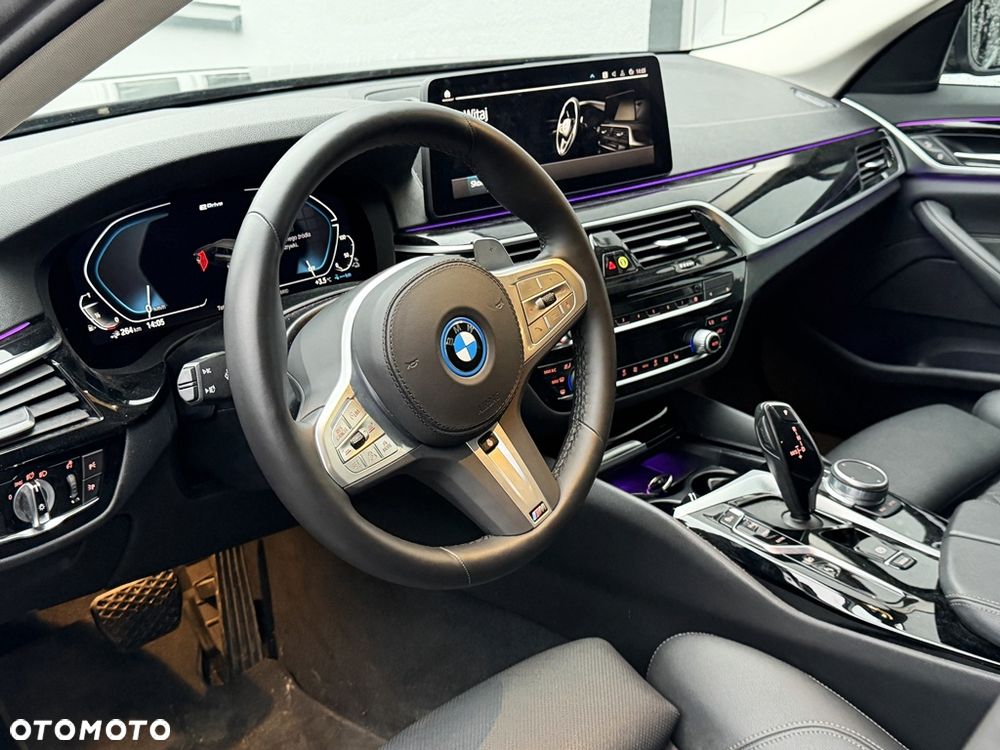 Nissan Qashqai 1.3 DIG-T MHEV N-Connecta - 36