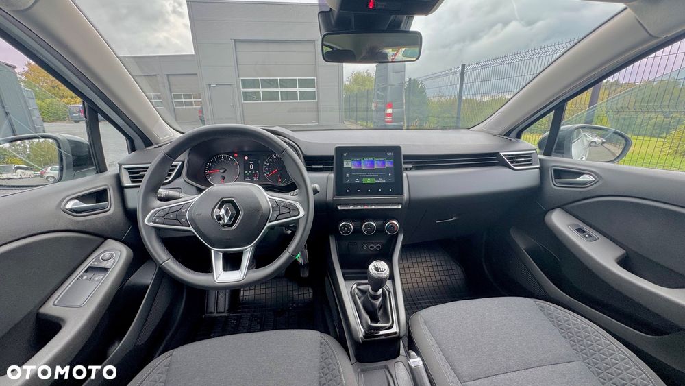 Renault Clio - 9