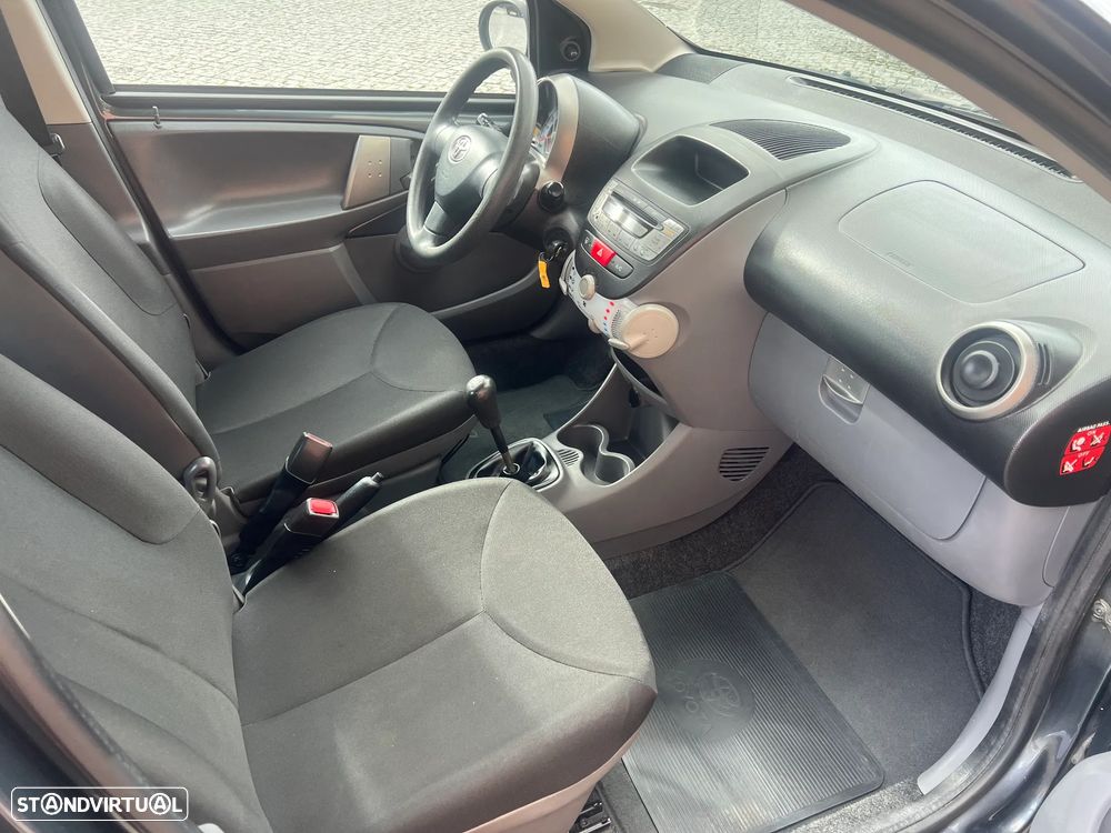 Toyota Aygo 1.0 Power Pack+AC - 12