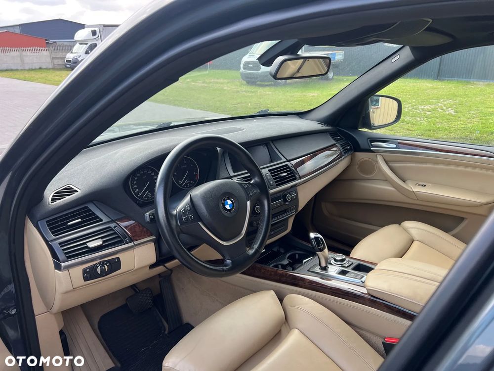 BMW X5 - 6
