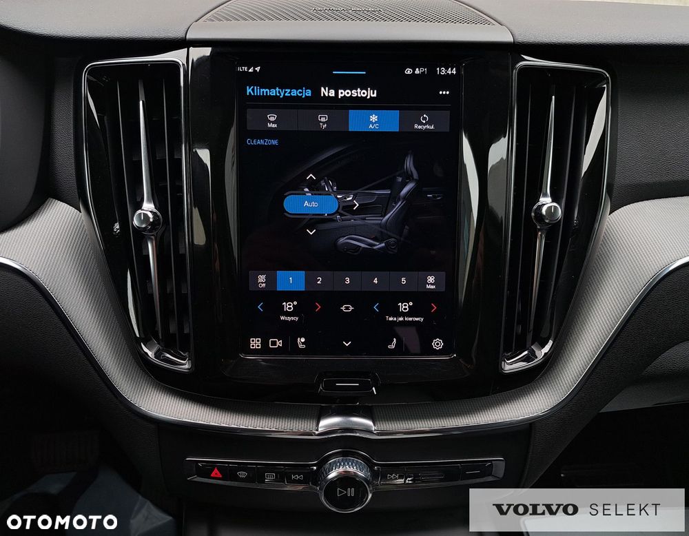 Volvo XC 60 - 22