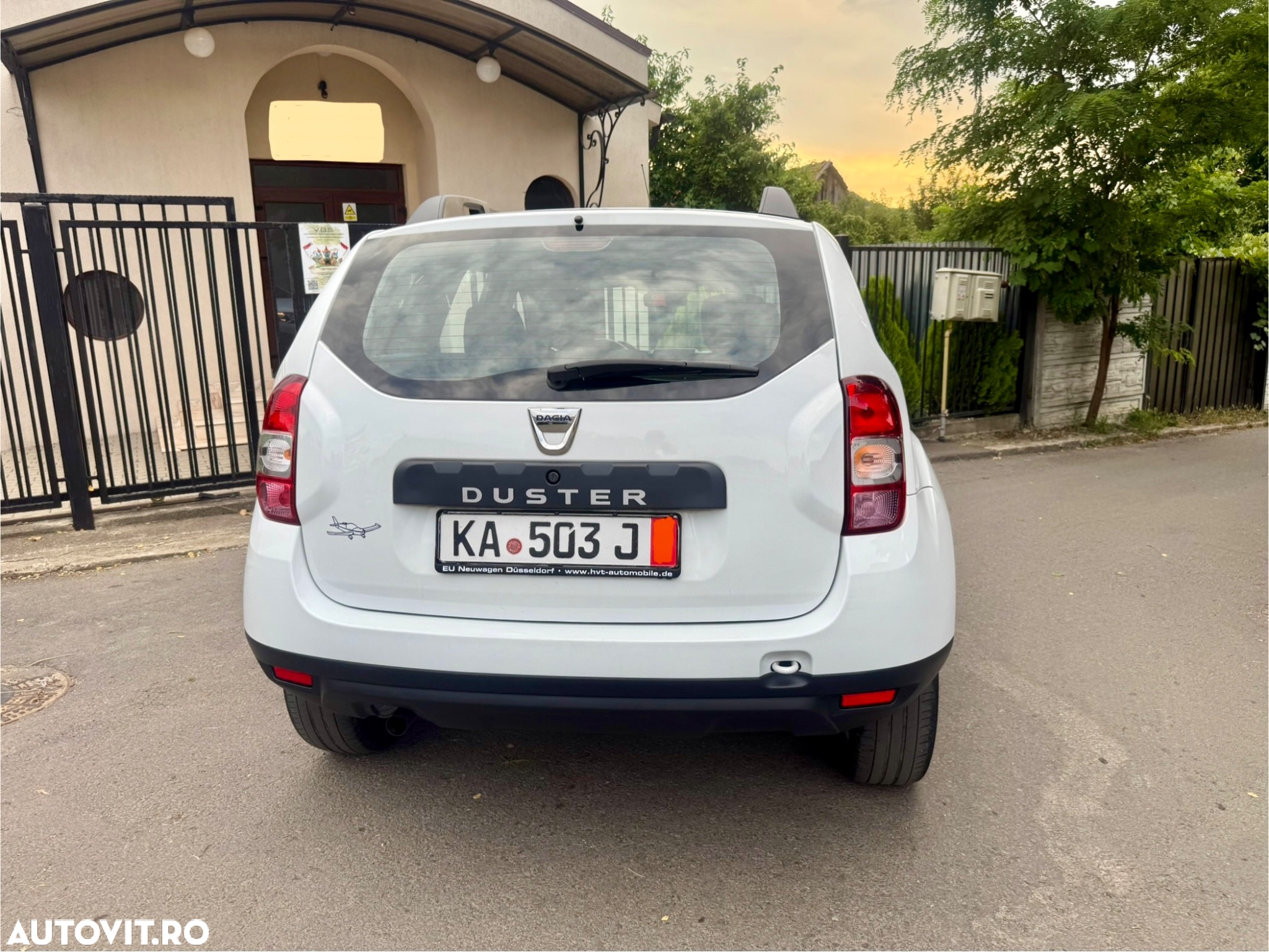 Dacia Duster SCe 115 2WD Essential - 23