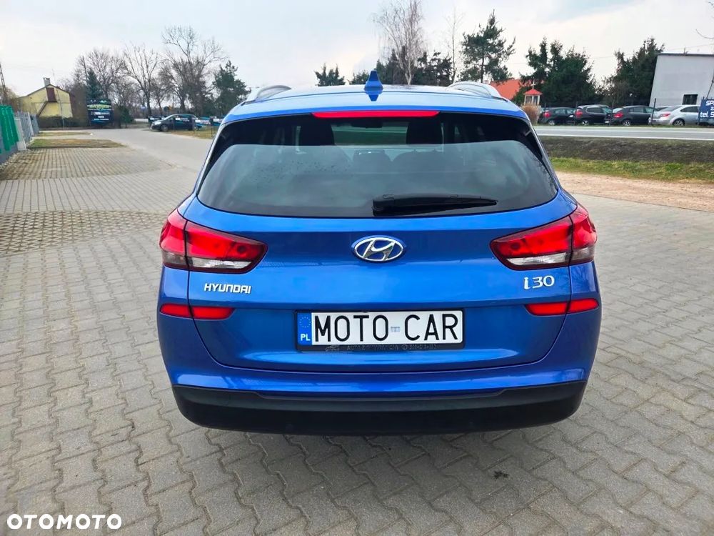 Hyundai i30 1.4 T-GDI YES!+ - 10