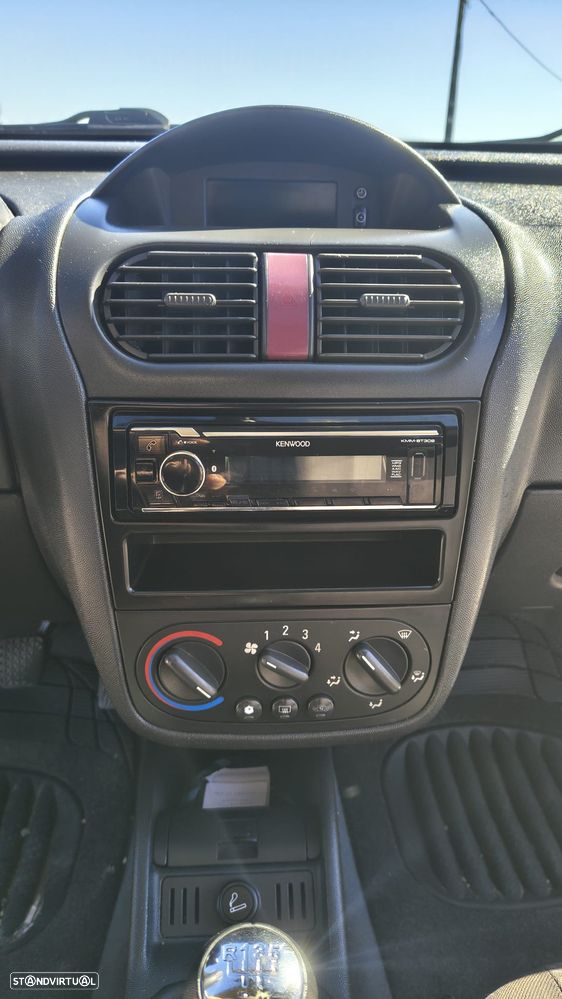 Opel Corsa 1.3 CDTi Enjoy - 11