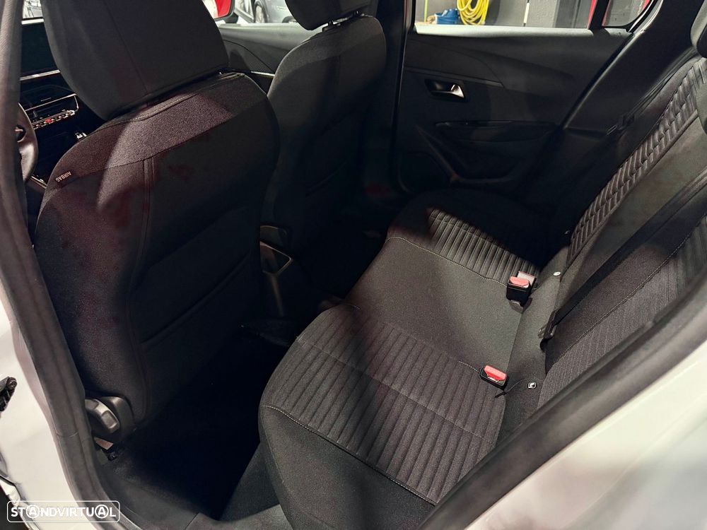 Peugeot 208 1.2 PureTech Active - 23